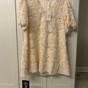 ASTR Women's Ivory Textured Floral Blouse - Bride or Bridal Party Dress